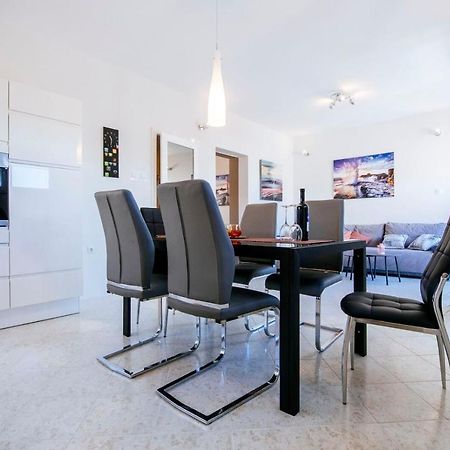 Bayshore Apartment Zadar Bagian luar foto