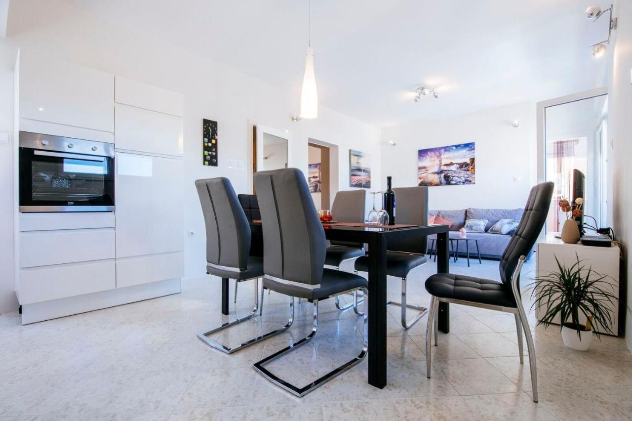 Bayshore Apartment Zadar Bagian luar foto