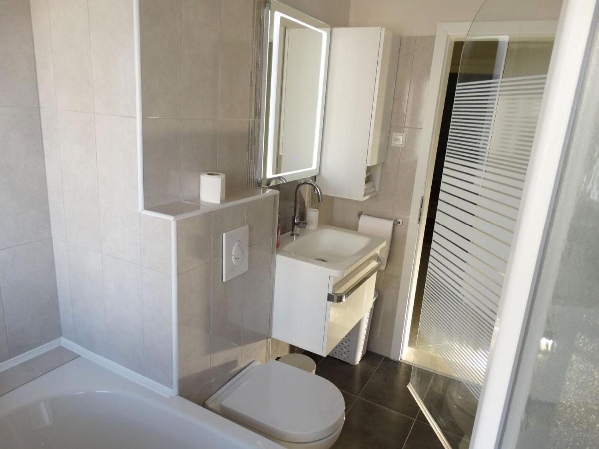 Bayshore Apartment Zadar Bagian luar foto