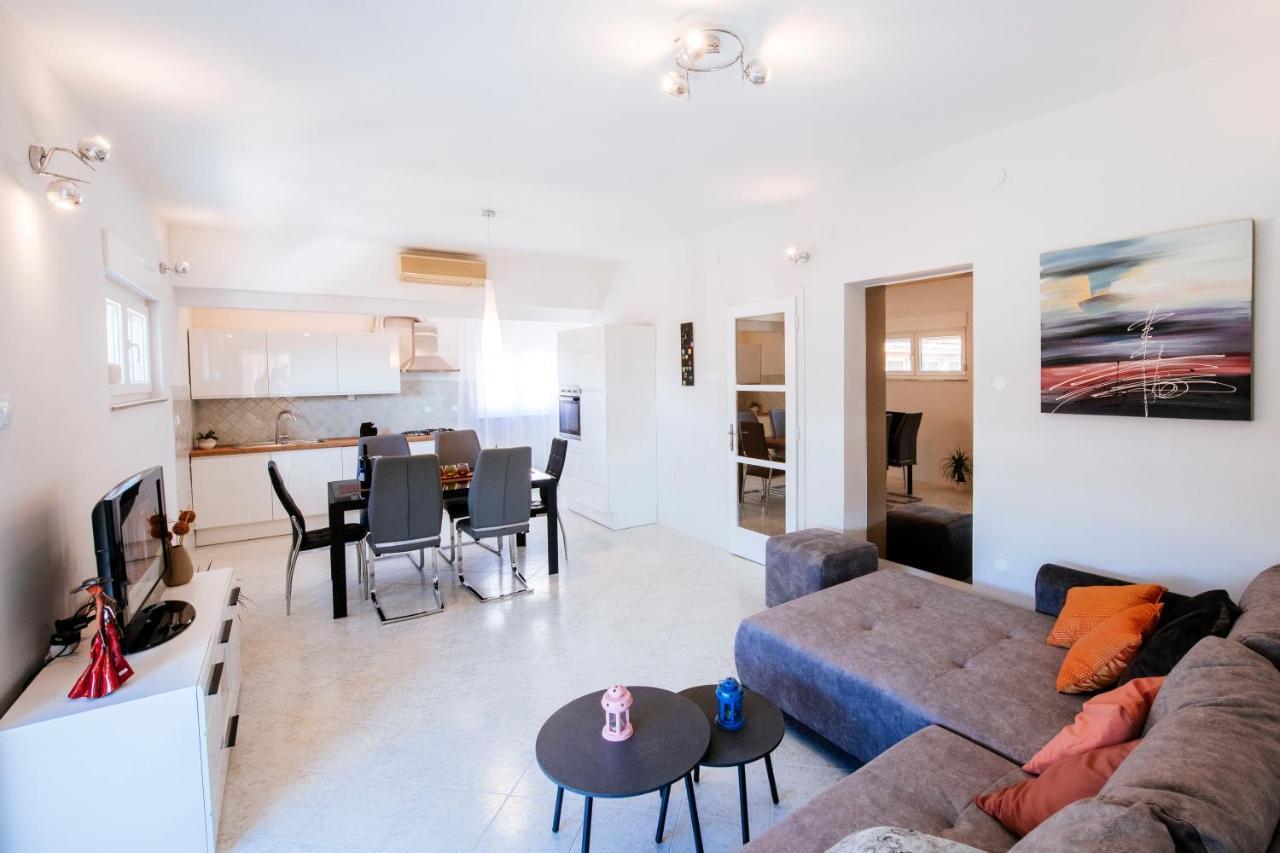 Bayshore Apartment Zadar Bagian luar foto